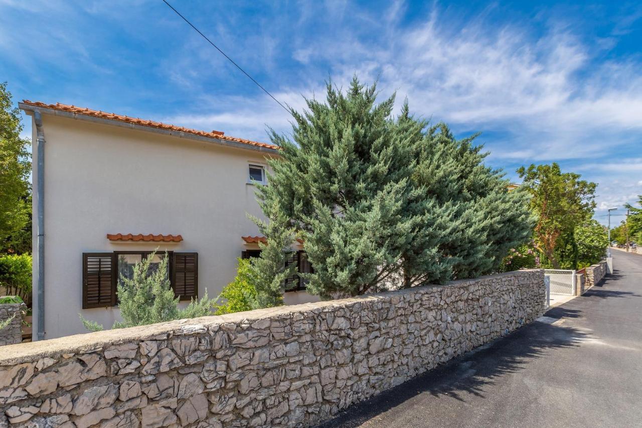 Apartman Hana Daire Omišalj Dış mekan fotoğraf