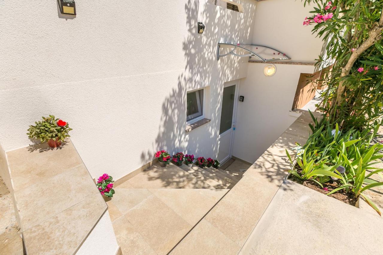 Apartman Hana Daire Omišalj Dış mekan fotoğraf