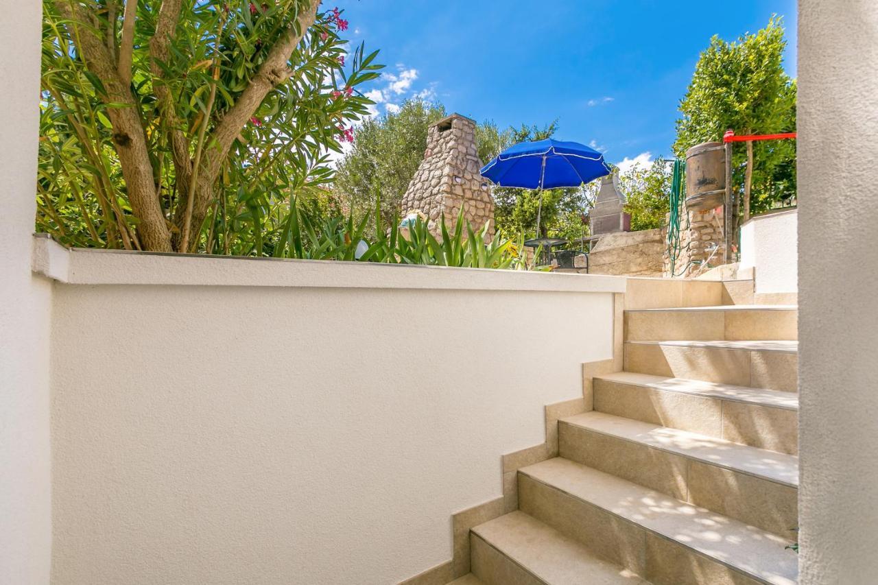 Apartman Hana Daire Omišalj Dış mekan fotoğraf